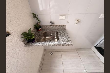 Apartamento para alugar com 95m², 2 quartos e 2 vagas Apartamento para alugar com 95m², 2 quartos e 2 vagasLavanderia