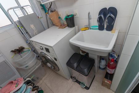 Apartamento à venda com 65m², 1 quarto e 1 vagaÁrea de Serviço