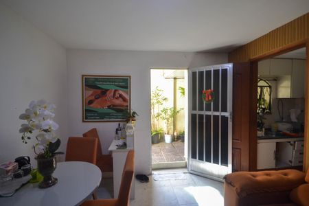 Sala de casa para alugar com 2 quartos, 150m² em Prata, Nova Iguaçu