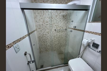 Casa para alugar com 250m², 3 quartos e 2 vagasBanheiro da Suíte