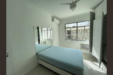 Casa para alugar com 250m², 3 quartos e 2 vagasSuíte