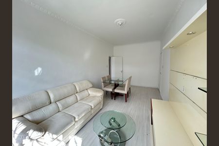 Sala de casa para alugar com 3 quartos, 250m² em Vila Valqueire, Rio de Janeiro