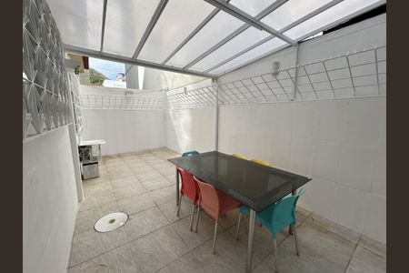 Casa para alugar com 250m², 3 quartos e 2 vagasÁrea comum