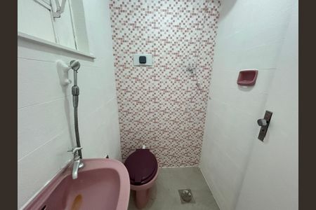 Casa para alugar com 250m², 3 quartos e 2 vagasBanheiro de serviço