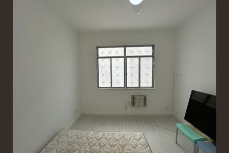 Casa para alugar com 250m², 3 quartos e 2 vagasQuarto