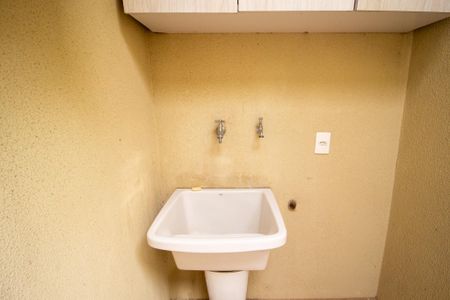 Casa de condomínio para alugar com 120m², 3 quartos e 2 vagas Casa de condomínio para alugar com 120m², 3 quartos e 2 vagasÁrea de Serviço