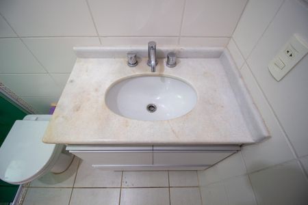 Casa de condomínio para alugar com 120m², 3 quartos e 2 vagas Casa de condomínio para alugar com 120m², 3 quartos e 2 vagasBanheiro da Suíte