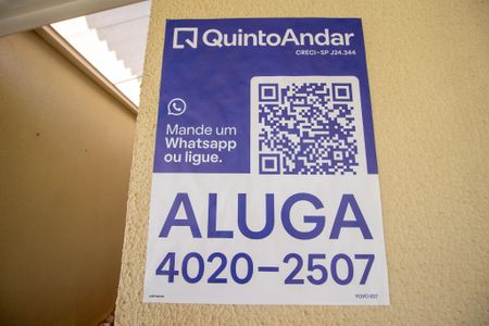 Casa de condomínio para alugar com 120m², 3 quartos e 2 vagas Casa de condomínio para alugar com 120m², 3 quartos e 2 vagasFachada
