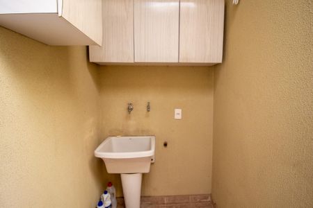 Casa de condomínio para alugar com 120m², 3 quartos e 2 vagas Casa de condomínio para alugar com 120m², 3 quartos e 2 vagasÁrea de Serviço