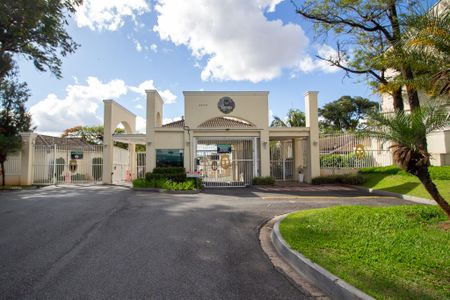 Casa de condomínio para alugar com 120m², 3 quartos e 2 vagas Casa de condomínio para alugar com 120m², 3 quartos e 2 vagasFachada e portaria