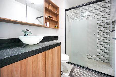 Banheiro de apartamento à venda com 1 quarto, 33m² em Penha de França, São Paulo