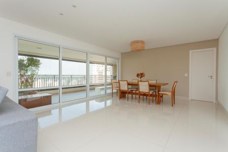 Apartamento para alugar com 223m², 4 quartos e 4 vagasSala de Jantar