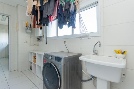 Apartamento para alugar com 223m², 4 quartos e 4 vagasÁrea de Serviço