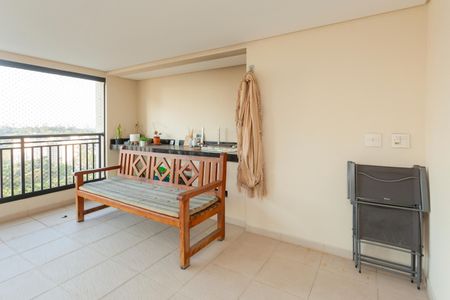 Apartamento para alugar com 223m², 4 quartos e 4 vagasChurrasqueira