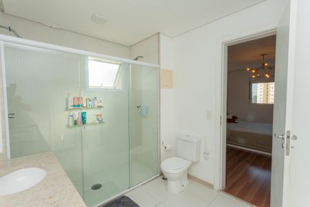 Apartamento para alugar com 223m², 4 quartos e 4 vagasBanheiro da Suíte 1