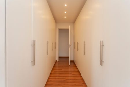 Apartamento para alugar com 223m², 4 quartos e 4 vagasQuarto Suíte 1