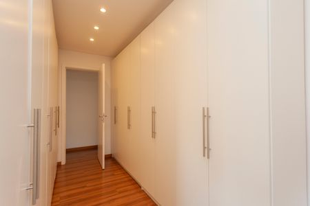 Apartamento para alugar com 223m², 4 quartos e 4 vagasQuarto Suíte 1