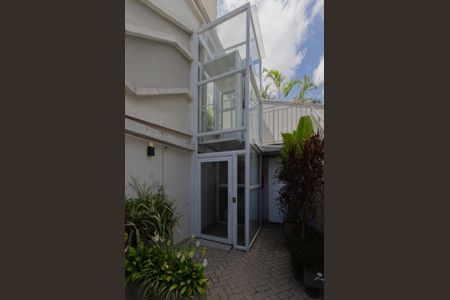 Casa de condomínio à venda com 103m², 2 quartos e 1 vaga Casa de condomínio à venda com 103m², 2 quartos e 1 vagaÁrea comum