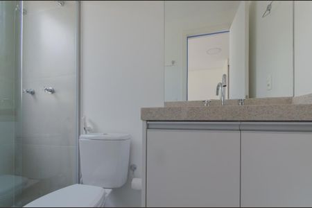 Casa de condomínio à venda com 103m², 2 quartos e 1 vaga Casa de condomínio à venda com 103m², 2 quartos e 1 vagaBanheiro da Suíte 2