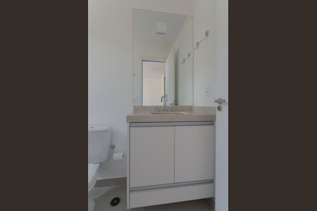 Casa de condomínio à venda com 103m², 2 quartos e 1 vaga Casa de condomínio à venda com 103m², 2 quartos e 1 vagaBanheiro da Suíte 2