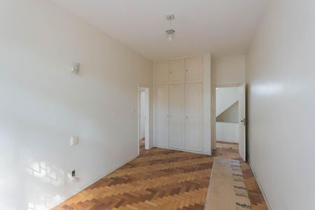 Casa à venda com 300m², 4 quartos e 2 vagasQuarto 2