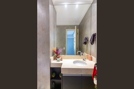 Apartamento à venda com 167m², 3 quartos e 3 vagas Apartamento à venda com 167m², 3 quartos e 3 vagasLavabo