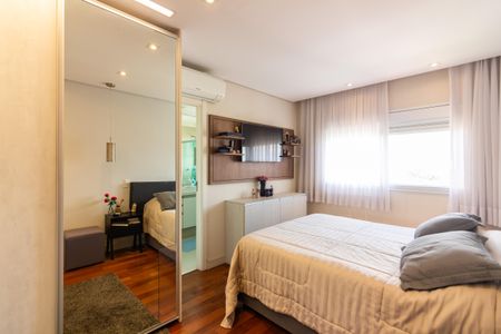 Apartamento à venda com 167m², 3 quartos e 3 vagas Apartamento à venda com 167m², 3 quartos e 3 vagasSuíte 3