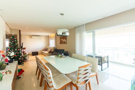 Apartamento à venda com 167m², 3 quartos e 3 vagas Apartamento à venda com 167m², 3 quartos e 3 vagasSala