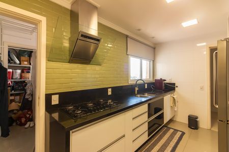 Apartamento à venda com 167m², 3 quartos e 3 vagas Apartamento à venda com 167m², 3 quartos e 3 vagasCozinha