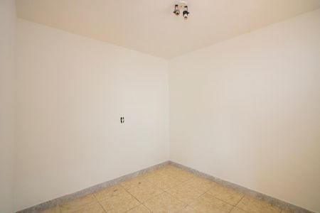 Casa à venda com 215m², 3 quartos e 3 vagas Casa à venda com 215m², 3 quartos e 3 vagasQuarto de serviço