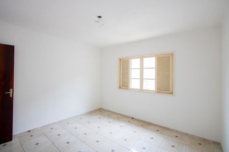 Casa à venda com 215m², 3 quartos e 3 vagas Casa à venda com 215m², 3 quartos e 3 vagasQuarto 3