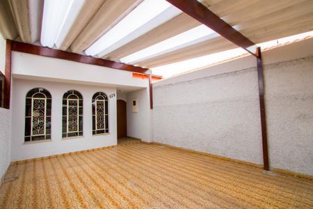 Casa à venda com 215m², 3 quartos e 3 vagas Casa à venda com 215m², 3 quartos e 3 vagasGaragem