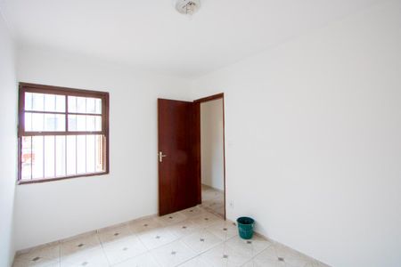 Casa à venda com 215m², 3 quartos e 3 vagas Casa à venda com 215m², 3 quartos e 3 vagasQuarto 2