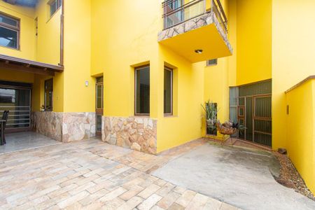 Casa à venda com 400m², 6 quartos e 5 vagasÁrea externa