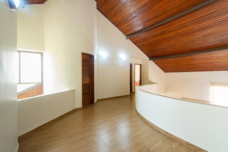 Casa à venda com 400m², 6 quartos e 5 vagasCorredor