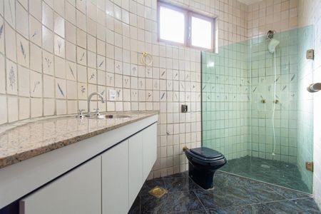 Casa à venda com 400m², 6 quartos e 5 vagasBanheiro