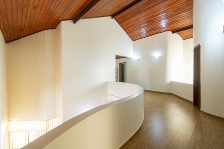 Casa à venda com 400m², 6 quartos e 5 vagasCorredor