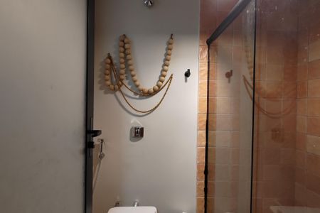 Apartamento à venda com 112m², 3 quartos e 1 vaga Apartamento à venda com 112m², 3 quartos e 1 vagaBanheiro 2