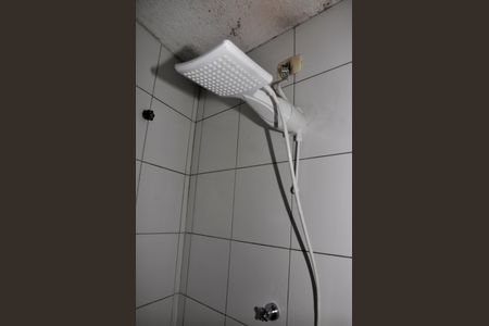 Casa à venda com 65m², 3 quartos e 1 vaga Casa à venda com 65m², 3 quartos e 1 vagaBanheiro da Garagem