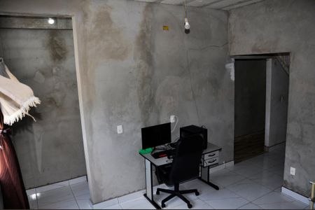 Casa à venda com 65m², 3 quartos e 1 vaga Casa à venda com 65m², 3 quartos e 1 vagaDetalhe - Sala