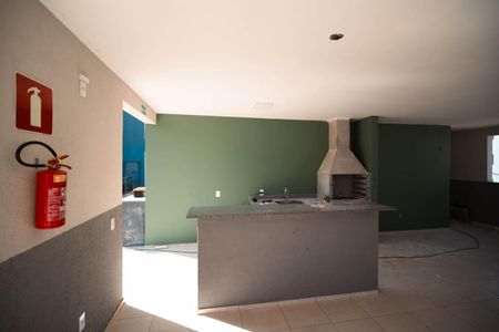 Apartamento à venda com 2 quartos, 42m² em Jardim Industrial, Contagem