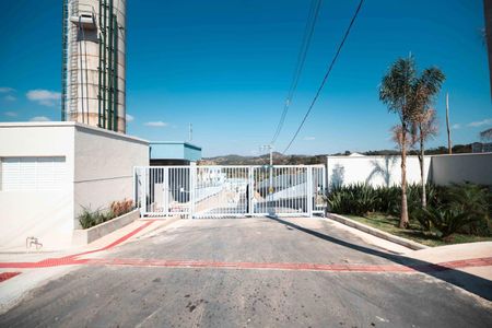 Apartamento à venda com 2 quartos, 42m² em Jardim Industrial, Contagem