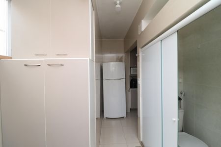 Apartamento à venda com 60m², 3 quartos e 1 vagaÁrea de Serviço