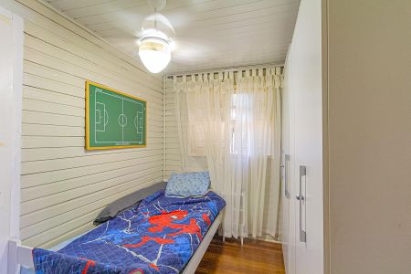 Casa à venda com 100m², 3 quartos e 2 vagasQuarto 2