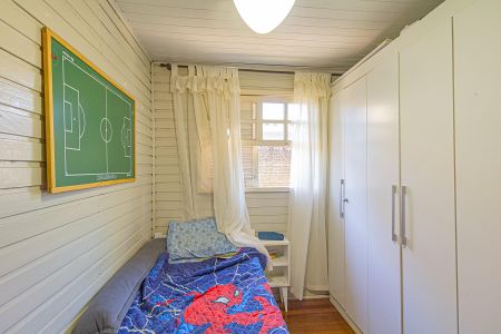 Casa à venda com 100m², 3 quartos e 2 vagasQuarto 2