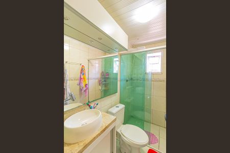 Casa à venda com 100m², 3 quartos e 2 vagasBanheiro