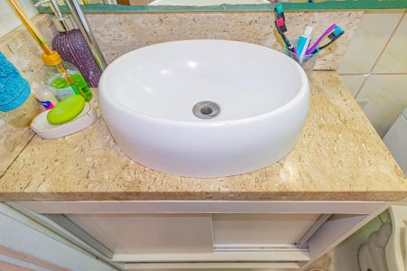 Casa à venda com 100m², 3 quartos e 2 vagasBanheiro