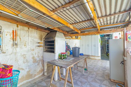 Casa à venda com 100m², 3 quartos e 2 vagasVaranda