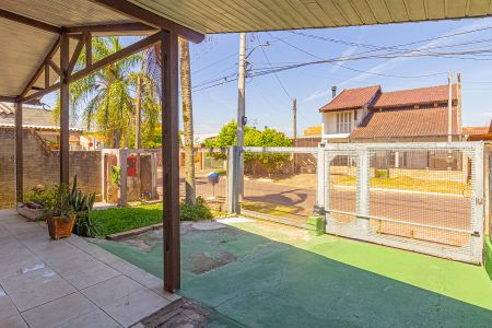 Casa à venda com 100m², 3 quartos e 2 vagasPátio da frente