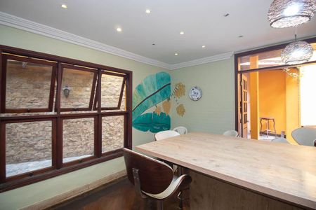 Casa de condomínio para alugar com 538m², 4 quartos e 5 vagasSala de Jantar